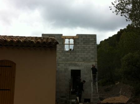 Extension de maison à Venelles par des artisans français qualifiés.